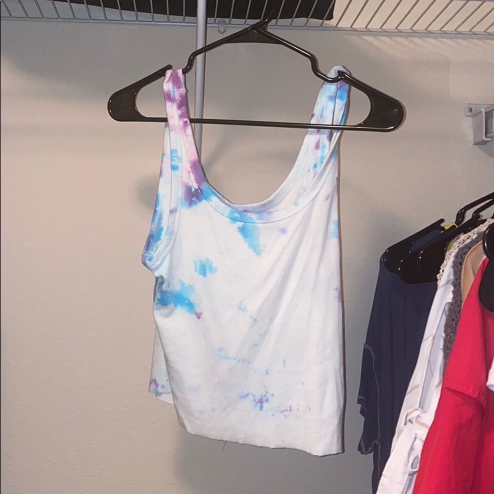 Tank crop top